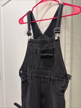 Universal Thread Black Denim Overalls